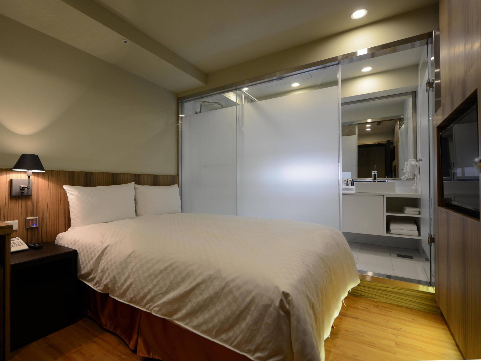 Smile Inn - Taipei Main Station מראה חיצוני תמונה