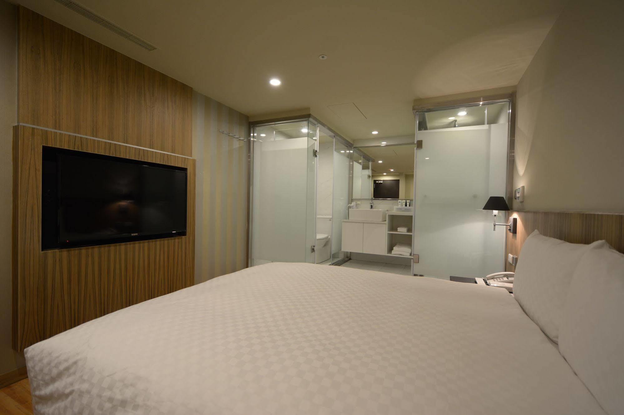 Smile Inn - Taipei Main Station מראה חיצוני תמונה