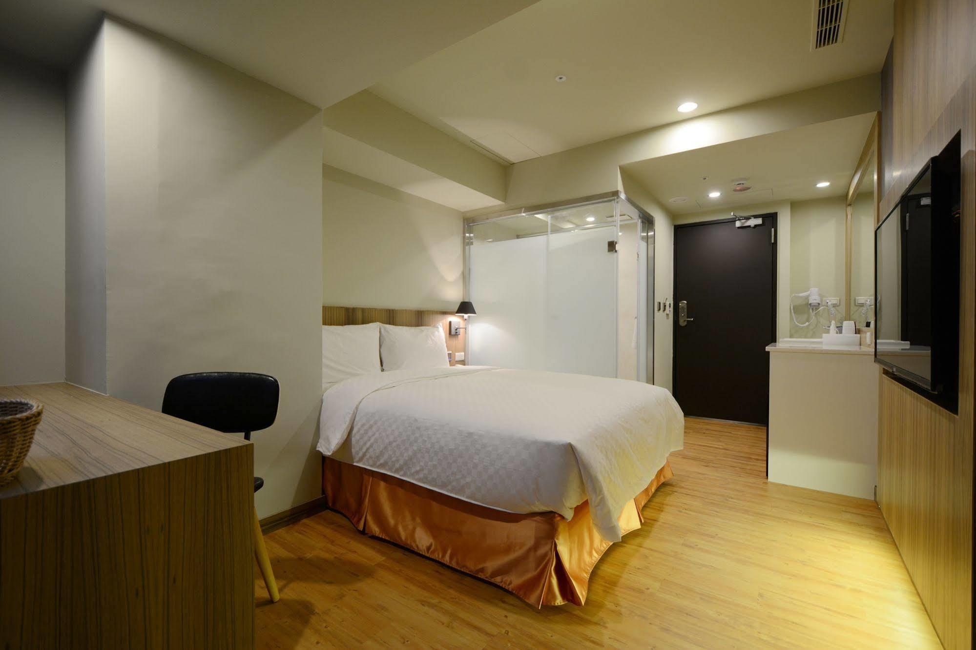 Smile Inn - Taipei Main Station מראה חיצוני תמונה